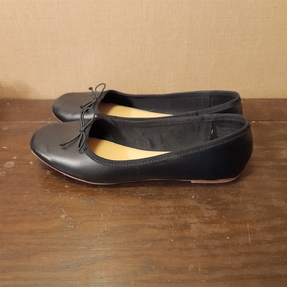 A New Day Black Flats - Picture 3 of 4